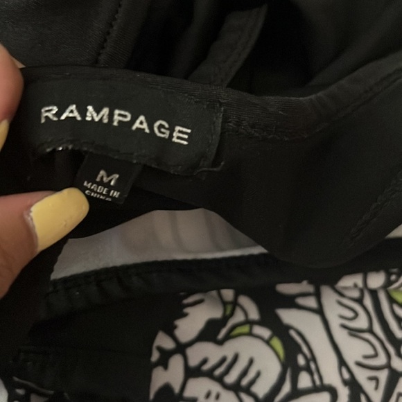 Rampage open back dress stretchy size: M - Picture 7 of 7